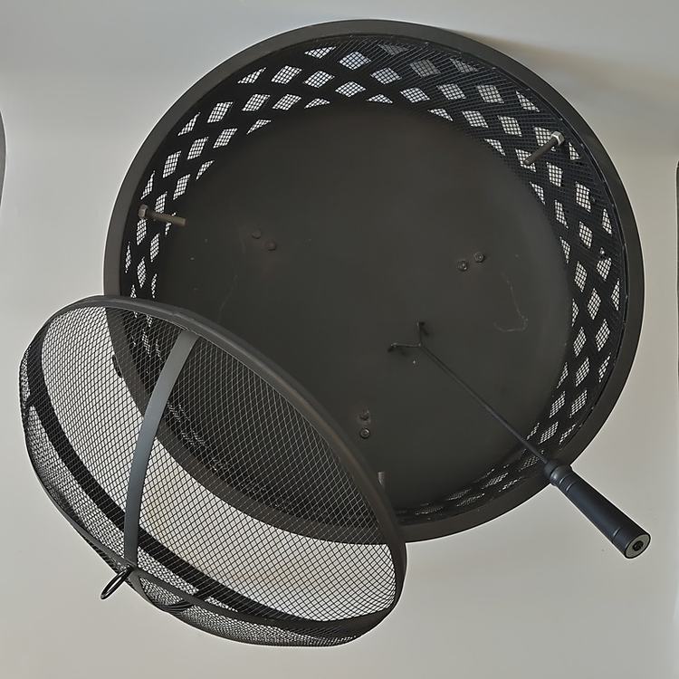BBQ Grills With Circular Handles